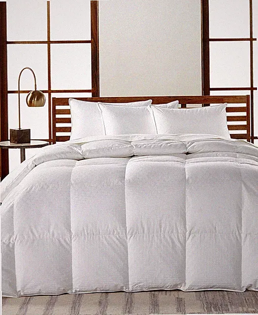 Hotel Collection European White Goose Down Lightweight Twin Comforter Size 68x90