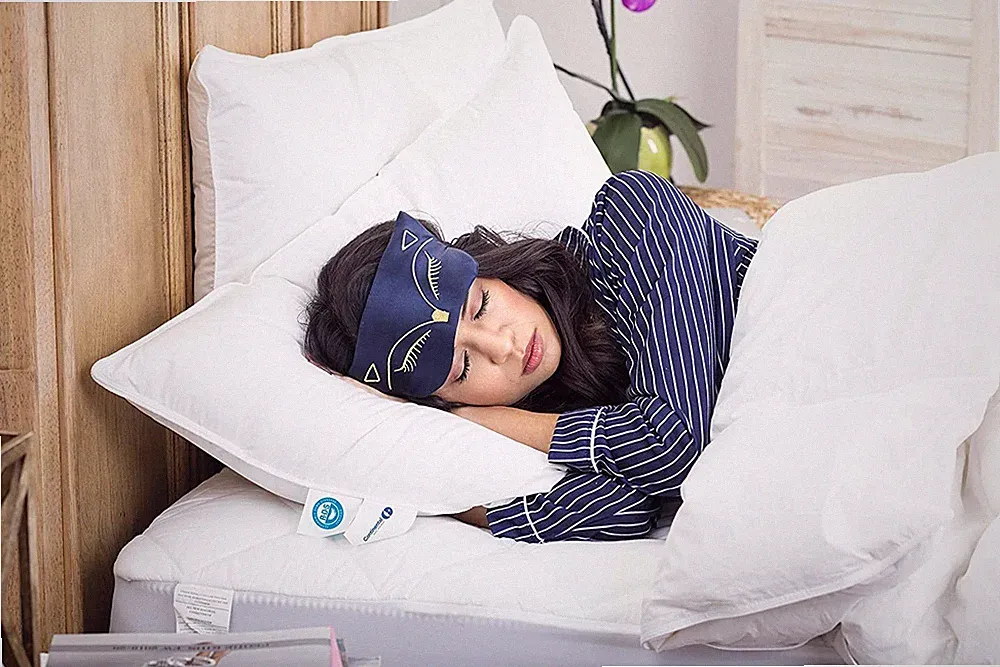 Siberian 100% Goose Down Pillow Medium - 800 Fill Power - Queen Size 20x30 inch